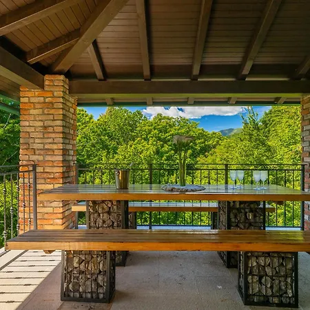 Angeli * أوباتيا